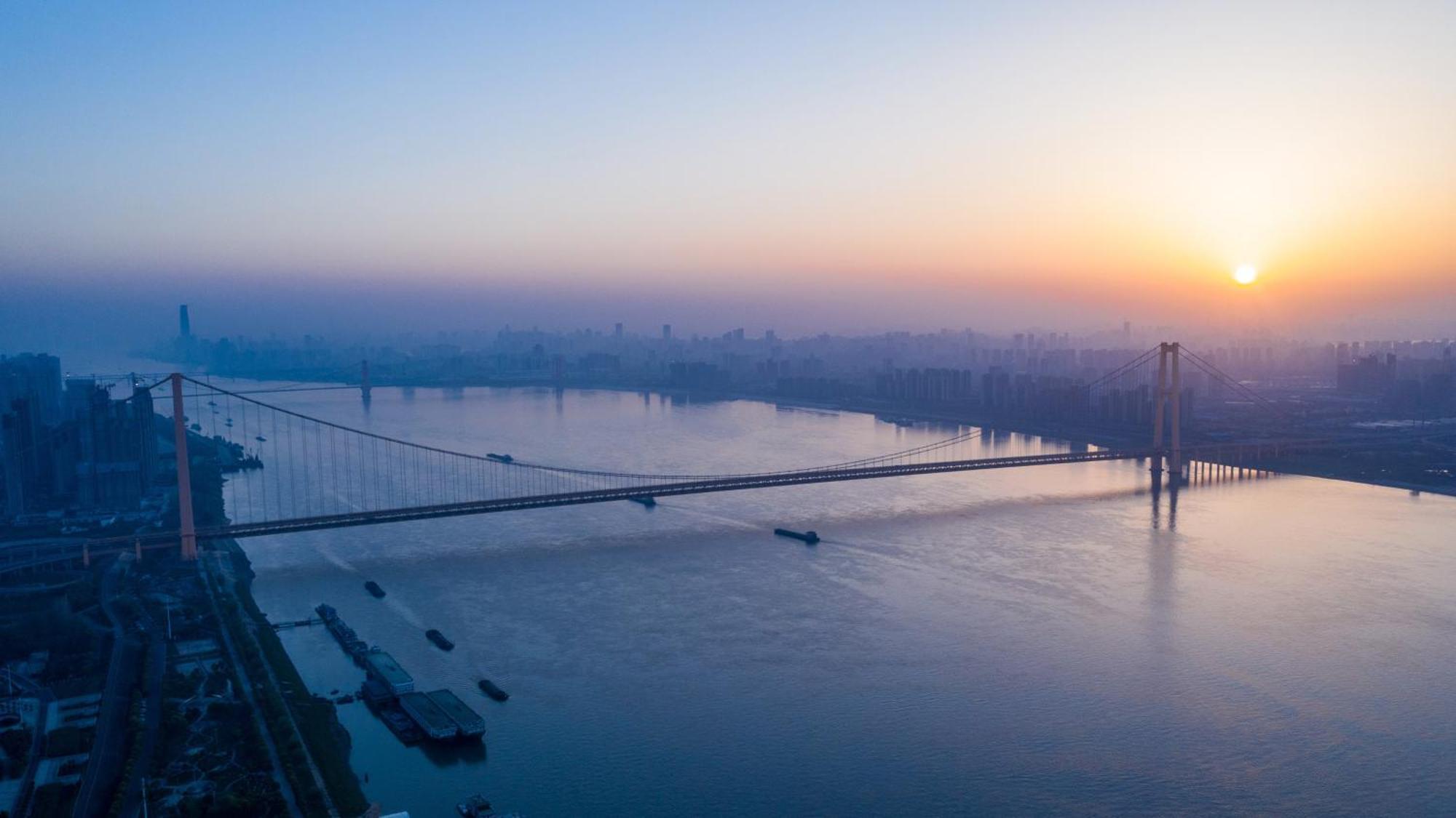 Intercontinental Wuhan By Ihg - Yangtze River View Екстер'єр фото